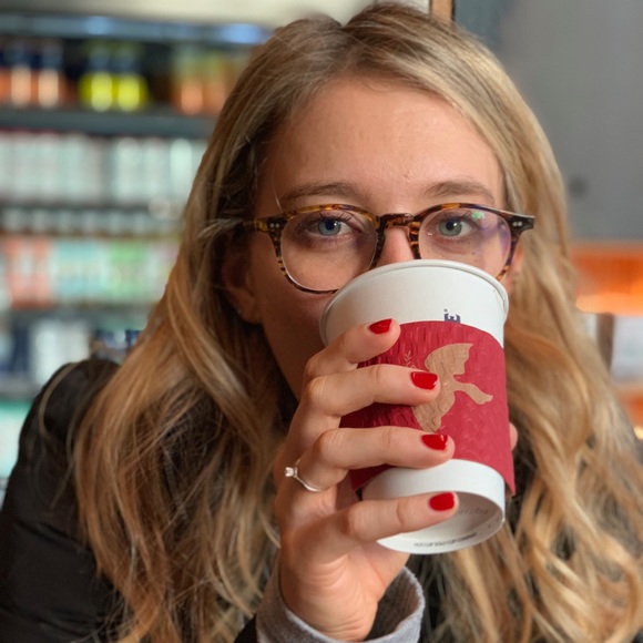 Meet your Posher, Mackenzie - Picture 2 of 4